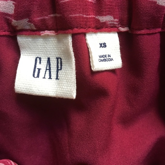 NWT🌸GAP Skirt🌸 - Picture 2 of 5